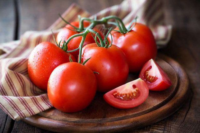 Nằm mơ thấy ăn cà chua có ý nghĩa gì? Nằm mơ thấy ăn cà chua có ý nghĩa gì?